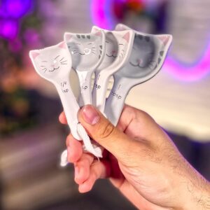 Cute Cat Measuring Spoons Set by Goodscious - Image 1